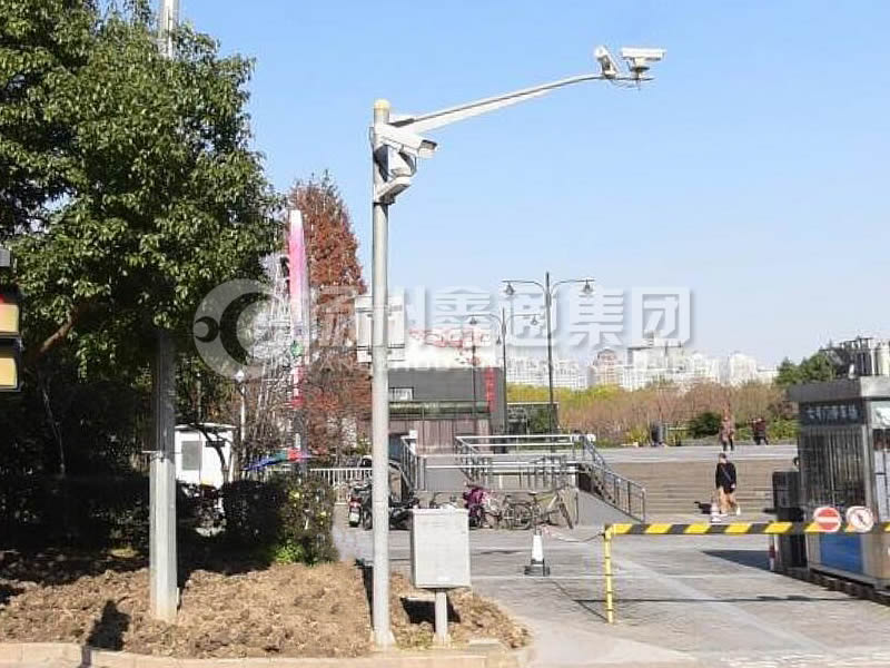 DJG-024，電子警察桿，治安監(jiān)控桿