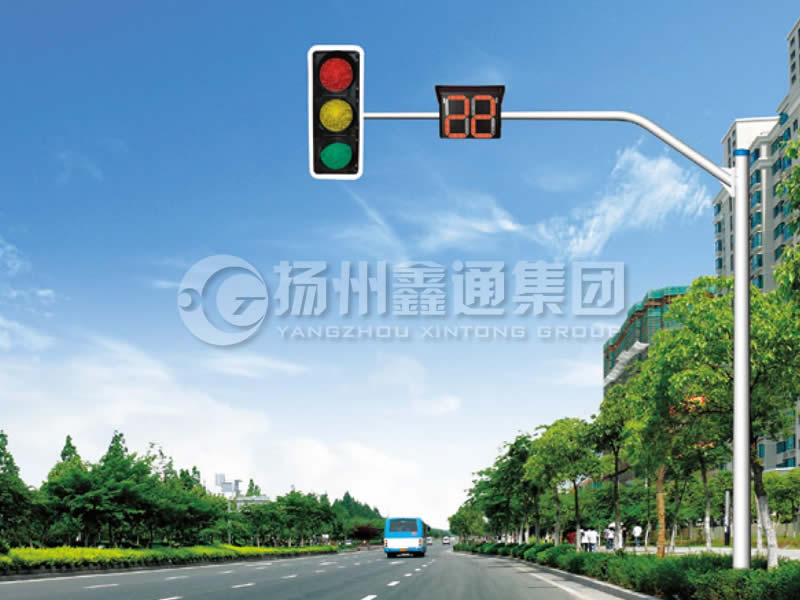 XHDG-010，彎臂信號(hào)燈桿，臨沂信號(hào)燈桿