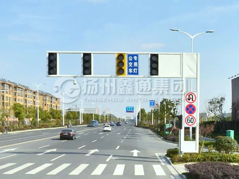 XHDG-024，框架信號(hào)燈桿，揚(yáng)州信號(hào)燈桿
