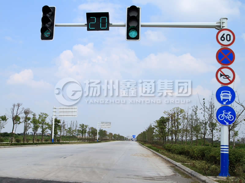 XHDG-036，八棱錐形信號(hào)燈桿